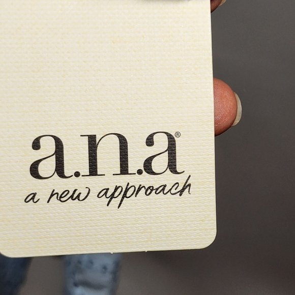 A. N. A. Eyelet Powder Blue V Neck Size L 100% Cotton Pull Over Top. NWT - Picture 6 of 9